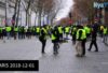 Gula västarna demonstrerar i Paris